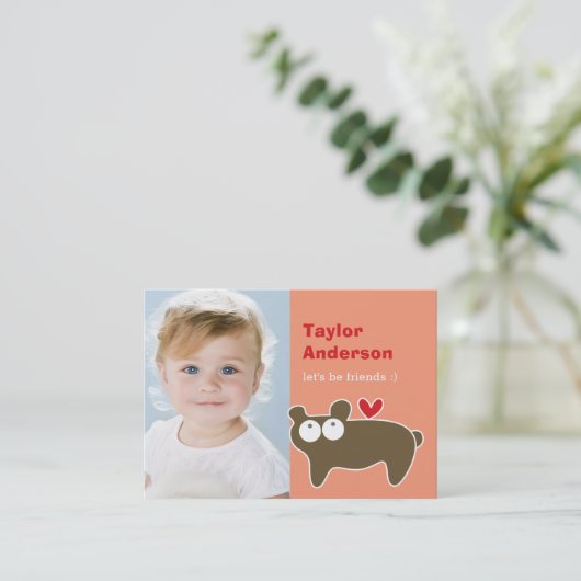 Cute Cartoon Brown Beer Foto Kind Play Date Contactkaartje (Staand voorkant)