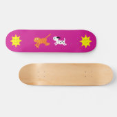 Cute Cartoon Dog Chasing Cat Pink Skateboard (Horizontaal)