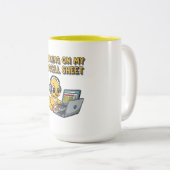 Cute Cartoon Duck Working on Laptop Tweekleurige Koffiemok (Voorkant rechts)