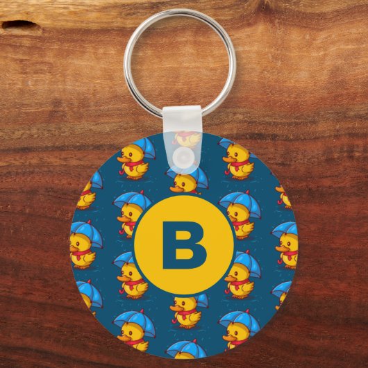 Cute Cartoon Ducks Under Umbrellas Monogram Sleutelhanger (Achterkant)