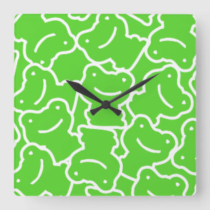 Cute Cartoon Frogs Pattern Green and White Vierkante Klok