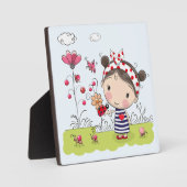 Cute Cartoon Girl met Ladybug in Garden Scene Fotoplaat (Voorkant)