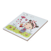 Cute Cartoon Girl met Ladybug in Garden Scene Tegeltje (Zijkant)