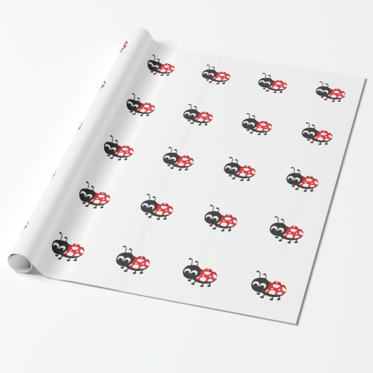 Cute Cartoon Ladybug Cadeaupapier (Uitgerold)