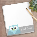 Cute Cartoon Owl - Blue and Grey Custom Name Notitieblok<br><div class="desc">Een moderne en eenvoudige uil met trendy kleuren. U kunt een naam,  een monogram of een andere douanetekst toevoegen. Als u de kunst rond moet bewegen,  klik op de aanpassingsknoop om veranderingen aan te brengen.</div>