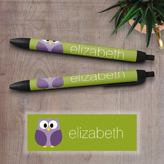 Cute Cartoon Owl Paars en Pistachio Custom Name Zwarte Inkt Pen