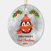 Cute Cartoon Penguin Baby's eerste kerstfoto Keramisch Ornament (Links)