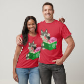 Cute Cartoon pig en Wolf die samen T-shirt lezen (Unisex)