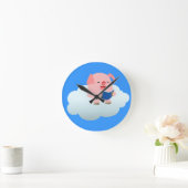 Cute Cartoon Pig Reader op Cloud Wall Clock Ronde Klok (Huis)
