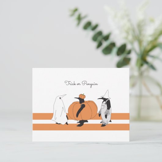 Cute Cartoon Pumpkin Penguin Funny Halloween Feestdagenkaart (Staand voorkant)