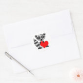 Cute Cartoon Raccoon Holding Heart Ronde Sticker (Envelop)