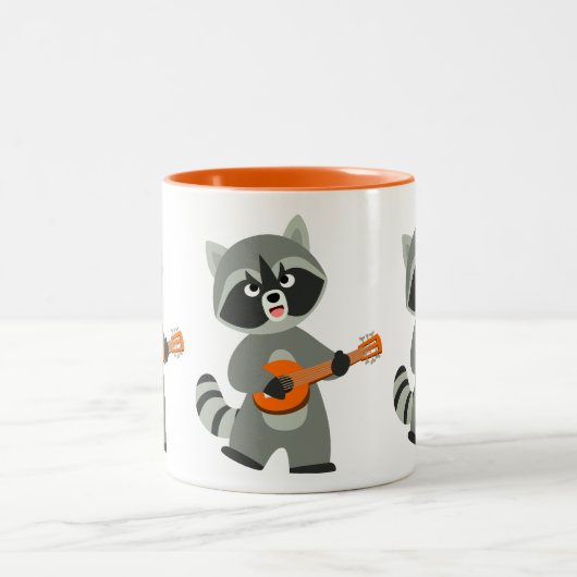 Cute Cartoon Raccoon Plays Banjo Tweekleurige Koffiemok (Center)