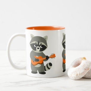 Cute Cartoon Raccoon Plays Guitar Tweekleurige Koffiemok