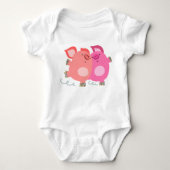 Cute Cartoon Roller-Skating Pigs Baby Bodysuit (Voorkant)