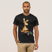 Cute Cartoon Rummaging Kangaroo T-Shirt (Voorkant volledig)