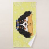 Cute Cartoon Tri Colored Cavalier Spaniel  Badhanddoek (Badhanddoek)
