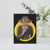 Cute Cartoon Wild Monkey Animal in gele cirkel T Briefkaart (Staand voorkant)