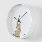 Cute Cat die de handen van de klok bekijkt - Humor (Hoek)