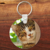 Cute Cat die een boom klimt Sleutelhanger (Achterkant)