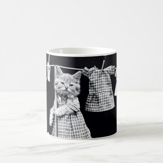Cute Cat Doing Laundry in Clothes Print Koffiemok (Center)