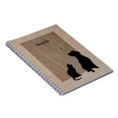 Cute cat- en hondensilhouettes op hout notitieboek (Rechterzijde)