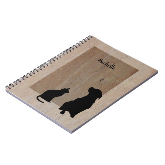 Cute cat- en hondensilhouettes op hout notitieboek (Linkerzijde)