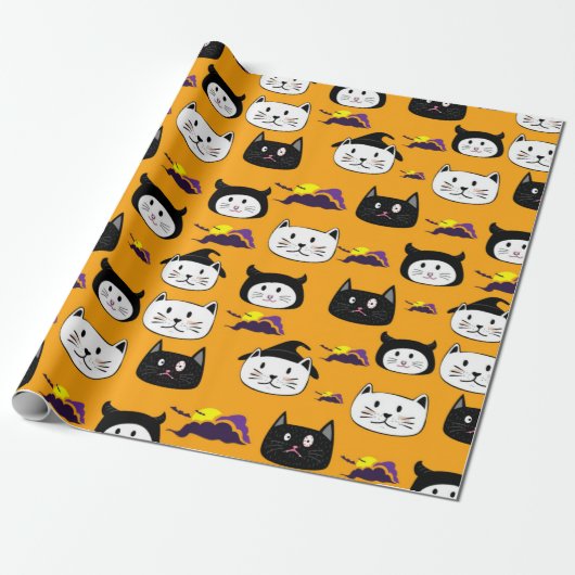 Cute Cat Face Halloween Patroon Cadeaupapier (Uitgerold)
