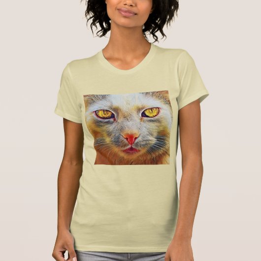 Cute Cat Golden Eyes T-Shirt (Voorkant)