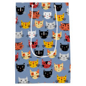 Cute Cat Pattern Medium Cadeauzakje (Achterkant)