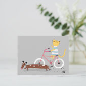 Cute Cat Riding Bicycle met Dog Friend Briefkaart (Staand voorkant)