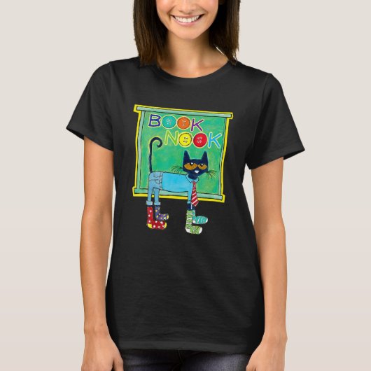 Cute Cat Wearing Sokken Reader Books T-shirt (Voorkant)