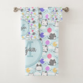 Cute Cats Pattern Monogram Bad Handdoek (Insitu)