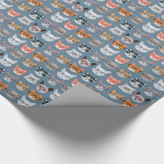 Cute Cats Wearing Glasses Pattern Cadeaupapier (Hoek)