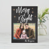 Cute Chalkboard Brush Font MERRY BRIGHT Photo Feestdagenkaart (Staand voorkant)