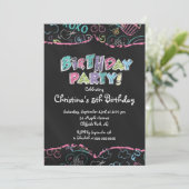 Cute Chalkboard Girls Birthday Party Invitation Kaart (Staand voorkant)
