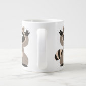 Cute Cheeky Cartoon Raccoon Grote Koffiekop (Achterkant)
