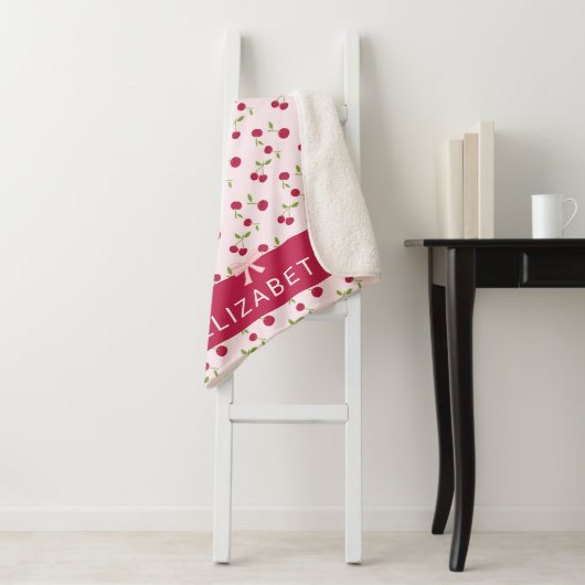 Cute Cherry Print Pattern Coquette Pink Custom Sherpa Deken (In situ)