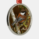 Cute Chestnut Backed Chickadee Songbird in Tree Metalen Ornament (Rechts)