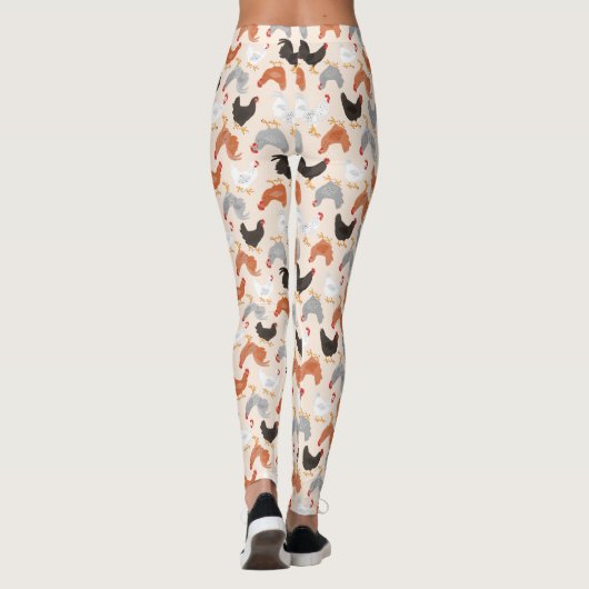Cute Chickens on Light Beige Leggings (Achterkant)