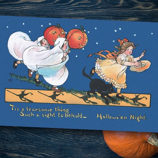 Cute  Children sprak 's nachts over Halloween Tissuepapier