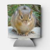 Cute Chipmunk heeft zijn oog op jou Blikjeskoeler (Achterkant)