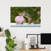 Cute Chipmunk met Funny Money Piggy Bank Afbeeldin Poster (Thuiskantoor)