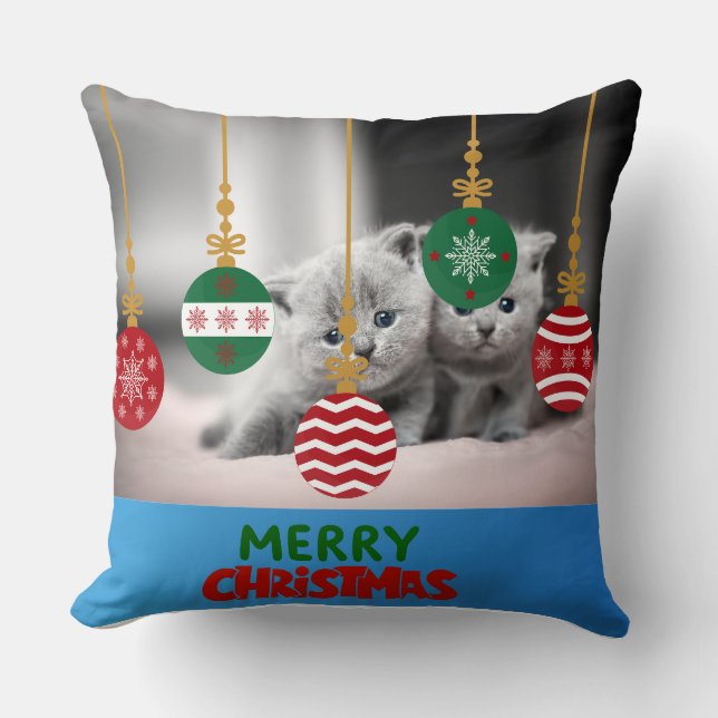 Cute Christmas Kittens Decorative Pillow Kussen (Voorkant)