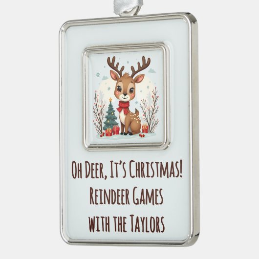 Cute Christmas Reindeer Scene Snowy Forest Verzilverd Omlijst Ornament (Links)