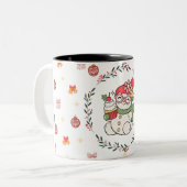 Cute Christmas Snowman Mug with Wreath Tweekleurige Koffiemok (Voorkant links)