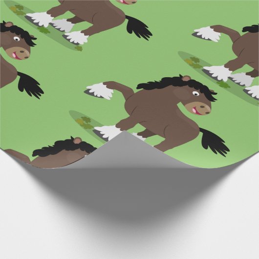 Cute Clydesdale draft horse cartoon illustration Cadeaupapier (Hoek)