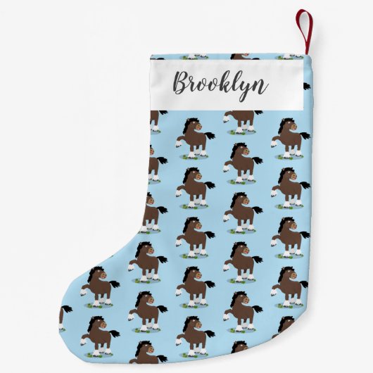 Cute Clydesdale draft horse cartoon illustration Kleine Kerstsok (Achterkant)