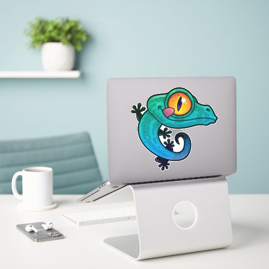 Cute Colorful Cartoon Gecko Sticker (Laptop op bureau)