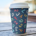 Cute Colorful Numbers Pattern Blue Kids Birthday Papieren Bekers<br><div class="desc">NewParkLane - Cute Kids Birthday Paper Cups,  met een grillig patroon van kleine kleurrijke nummers tegen een blauwe achtergrond. Een leuk ontwerp voor zowel jongens als meisjes! Ook verkrijgbaar met een witte achtergrond. Bekijk dit collectie voor overeenkomende objecten.</div>