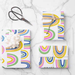 Cute Colorful Rainbow Pattern in Pink and Yellow Inpakpapier Vel